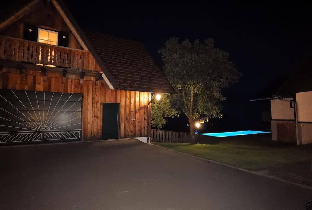 Chalet-Suedsteiermark - Traumhafte Aussicht, Infinity Pool, Privatsphaere, Klima Und De-Luxe Ausstattung Schwanberg Extérieur photo